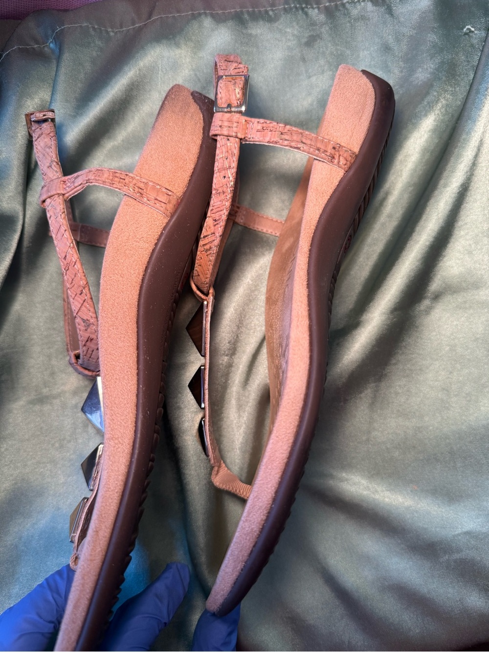 Vionic T-Strap Sandals - Picture 3 of 8